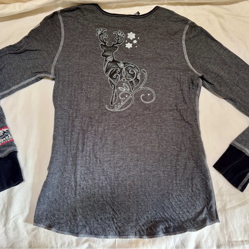 Alp N Rock Gray Long Sleeve Top with Reindeer Design